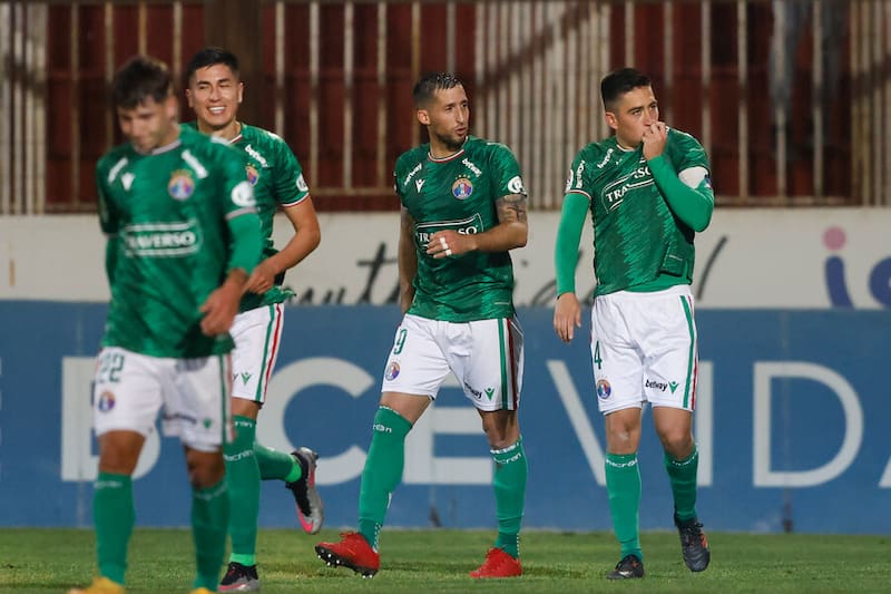 Osvaldo Bosso tras marcarle a Universidad Católica. Foto: Aton.