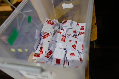 Revisa qué hacer si tu empleador no te deja ir a votar. Créditos: ATON