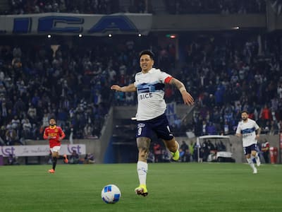 “El Claro Arena es un lujo, pero no debería tener pasto sintético… la lesión de Zampedri se produjo por eso”