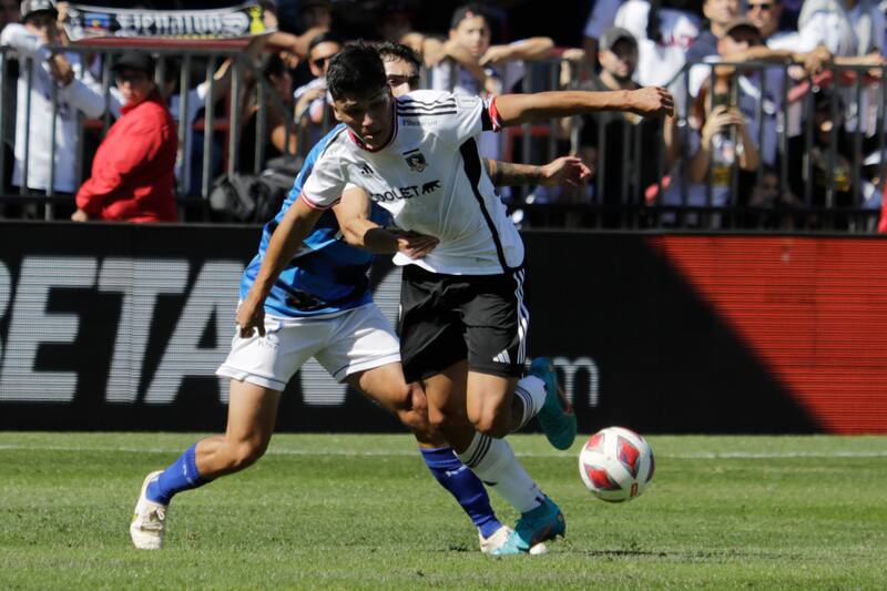 Damián Pizarro fue una de las figuras en el triunfo de Colo Colo ante el líder Huachipato. (Crédito: Agencia ATON)