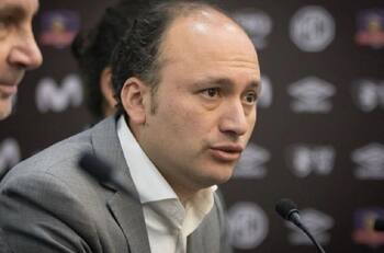 Presidente de Colo Colo lanzó potente dardo a la ANFP por no suspender el partido ante Audax Italiano