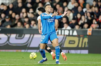 VIDEO | Kylan Mbappé genera nueva polémica: trató de “payaso” al cuarto árbitro