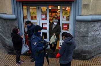 Navidad: ¿A qué hora cierran los principales supermercados y malls este 24 de diciembre?