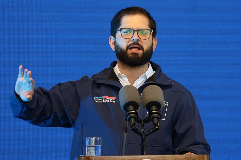 indicó por qué se emitió la acusación.