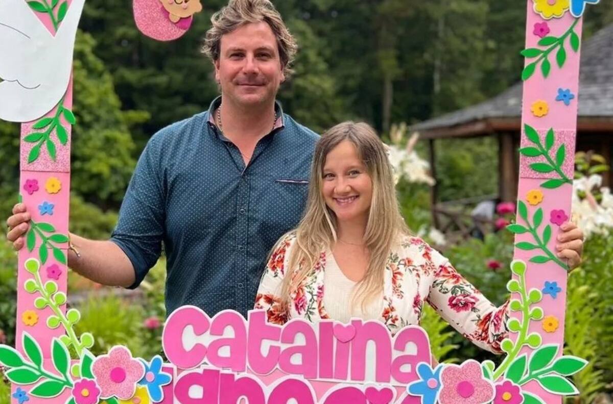 "El apego de poder amamantar es tan hermoso": Rosemarie Dietz compartió la primera fotografía de su hija recién nacida, Catalina Ignacia