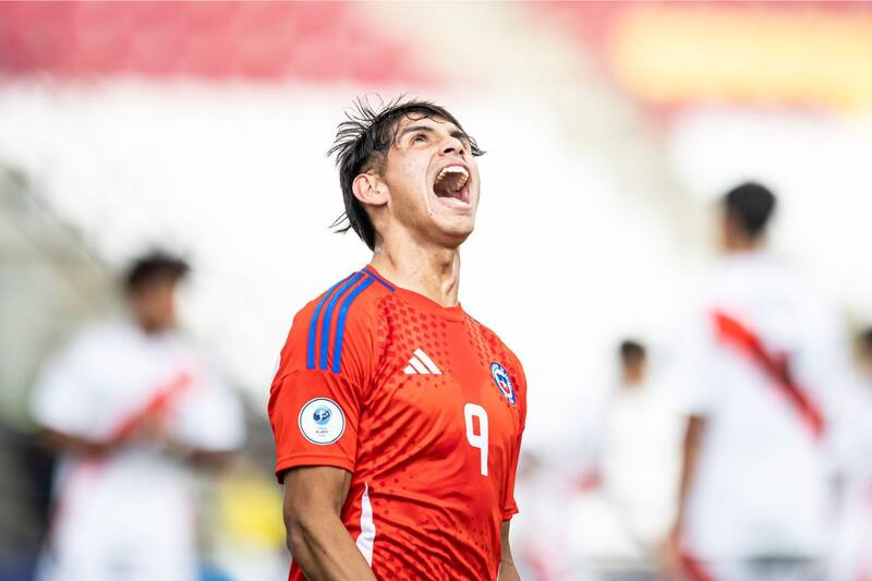 La Roja enfrenta a noche a Paraguay con opción de clasificar al Mundial. Foto: Prensa Conmebol.