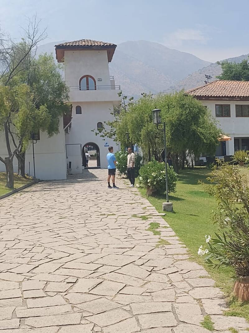 Farías y el Chester en el estadio San Carlos de Apoquindo.