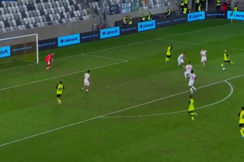 2-0 al Kryvbas de Ucrania por la ida de la última fase previa de Conference League.