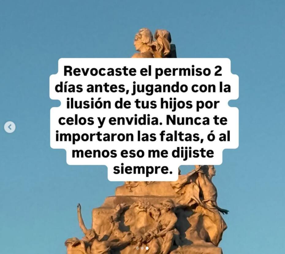 La actriz acusó que Benjamín Vicuña revocó el permiso de viajar a sus hijos por envidia y celos.