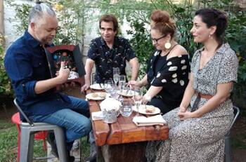 "Sonaban horrible": Jorge Baradit recordará sus polémicos tuits en “La Divina Comida”