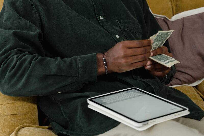 La mayoría de apps está disponible para iOS y Android. Créditos: Pexels.