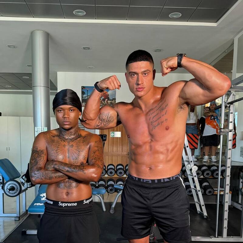 Polimá Westcoast y Sammys Reyes, una junta bienvenida pero inesperada