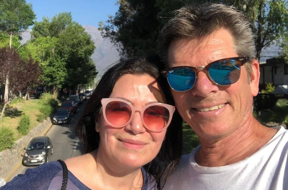 "Sol, algo de viento y mucho amor": La romántica fotografía de Solange Lackington y su pololo holandés, Marc, en medio de sus vacaciones