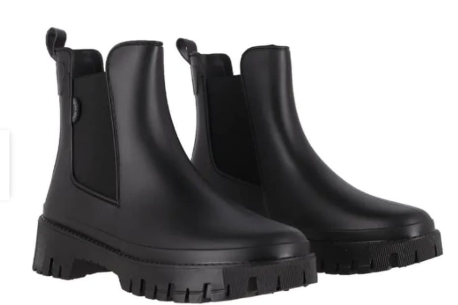 Un calzado casual pero ideal para los días de lluvia.
Créditos: Falabella.