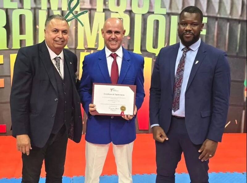 El talquino se desmpeñará como árbitro en los Juegos Olímpicos, (Foto: @federaciontkdchile/Instagram)