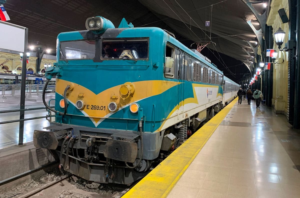 Tren nocturno Santiago-Concepción: estos son los tipos de asientos y sus diferencias