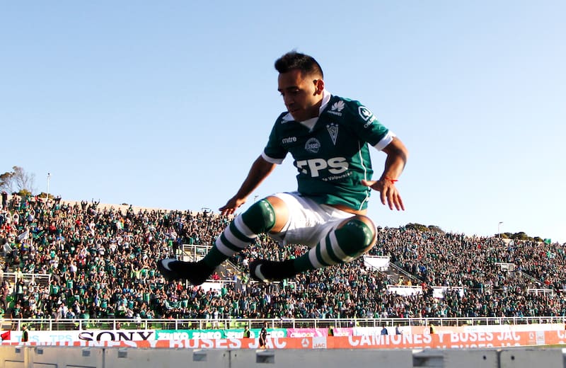 tiene casi listo su regreso a Santiago Wanderers.