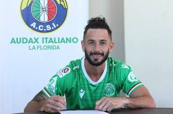 Increíble: Marcelo Larrondo dejó Audax Italiano a menos de un mes de su llegada