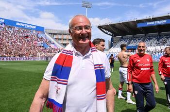 Adiós a una leyenda: Claudio Ranieri salvó a su equipo del descenso y anunció su retiro