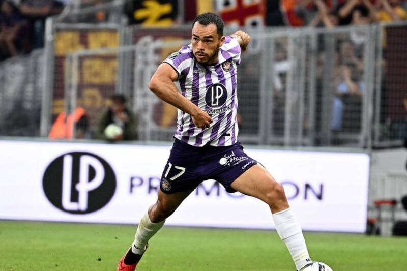 Debuta en la Europa League.