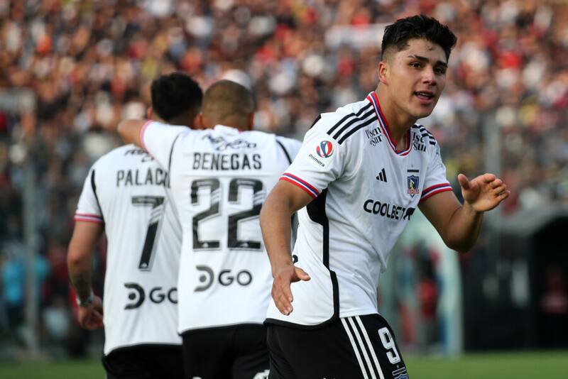 Damián Pizarro podría partir de Colo Colo. (Foto: Photosport)