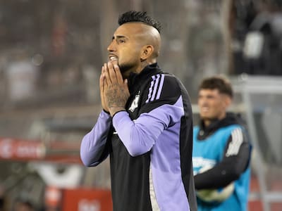 Multicampeón con Colo Colo cargó contra el presente de Arturo Vidal: “Me da pena verlo jugar”