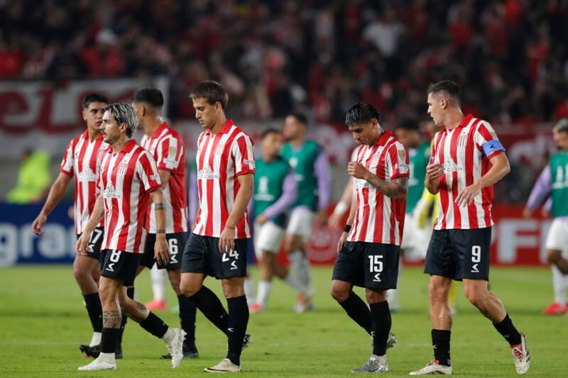 Llega a enfrentar a la U con una goleada en contra. Foto: EFE.