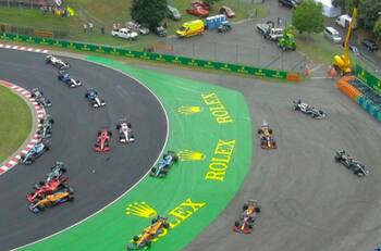 VIDEO: El error de Valtteri Bottas que dejó fuera a Max Verstappen y "ayudó" a Lewis Hamilton en la Fórmula 1