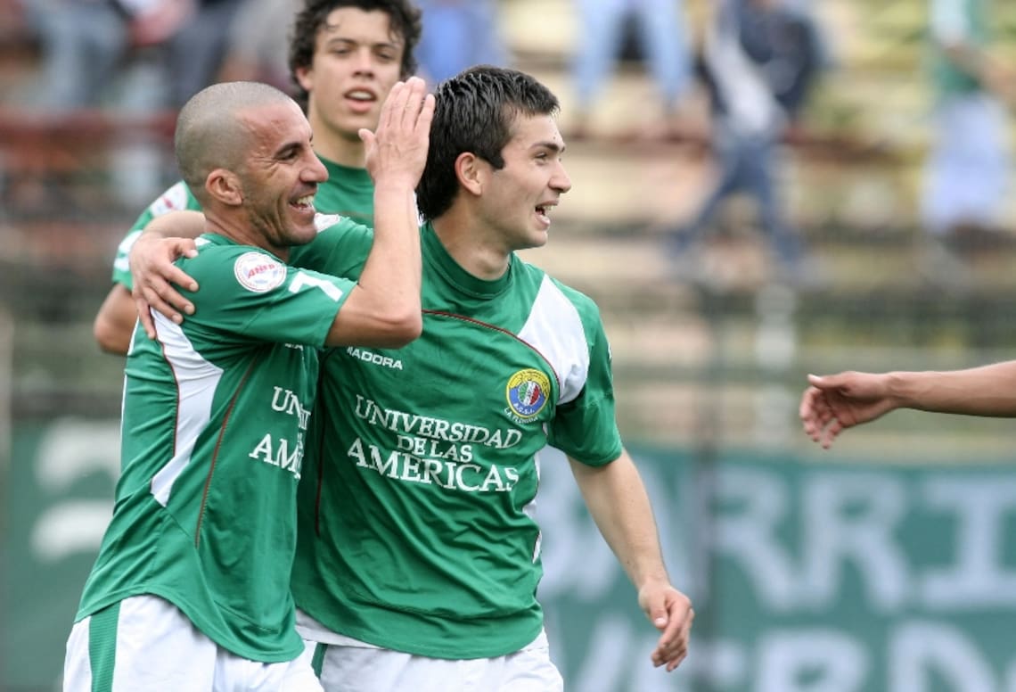 Parte del mediocampo de Audax Italiano entre 2006 y 2007.