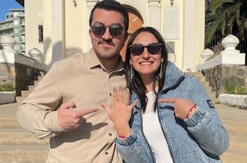 Periodista de CHV se la jugó y pidió matrimonio en iglesia donde se grabó Sucupira