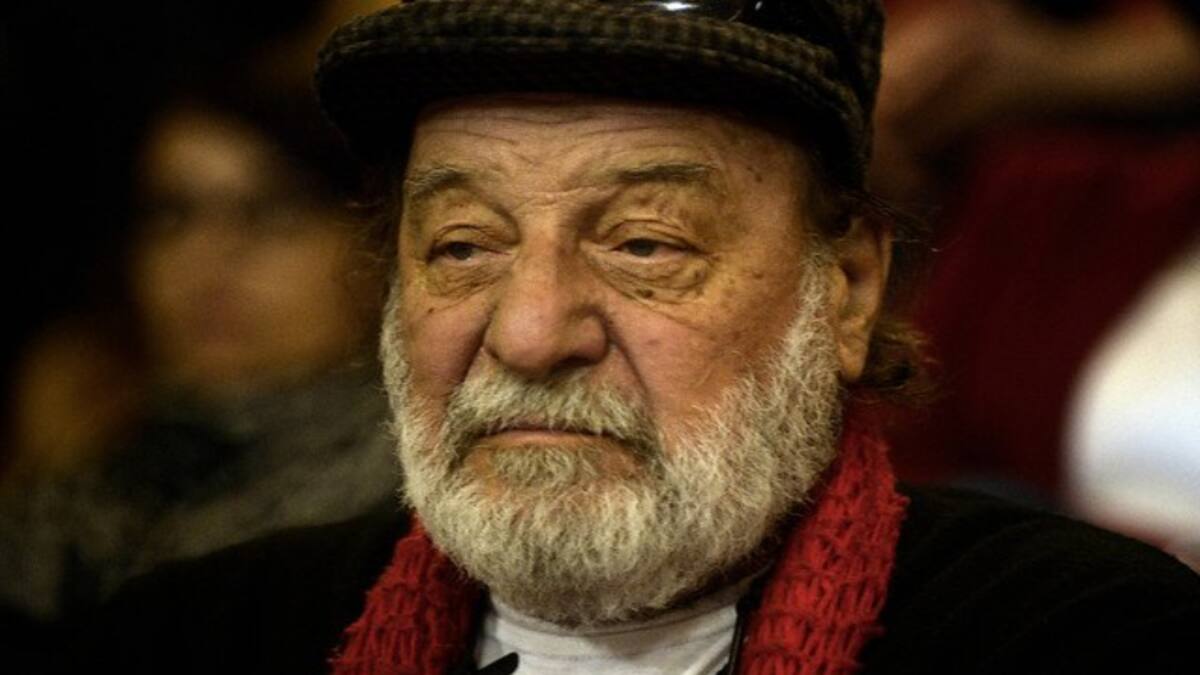 Patricio Manns y su esposa están internados con delicado estado de salud