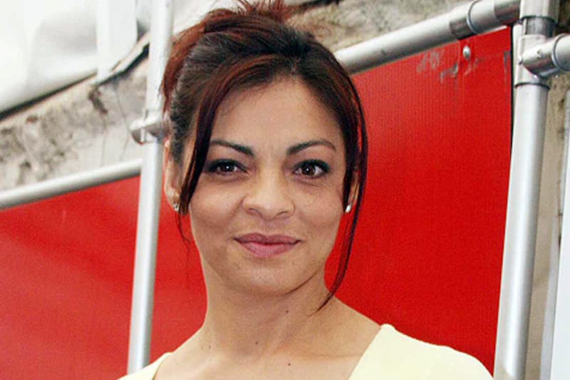 es una recordada vedette y actriz chilena.