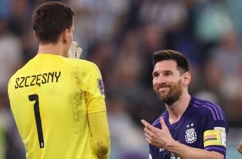 Wojciech Szczesny lanzó increíble confesión con Lionel Messi en polémico penal: "Quizás me sancionen, pero no me importa"