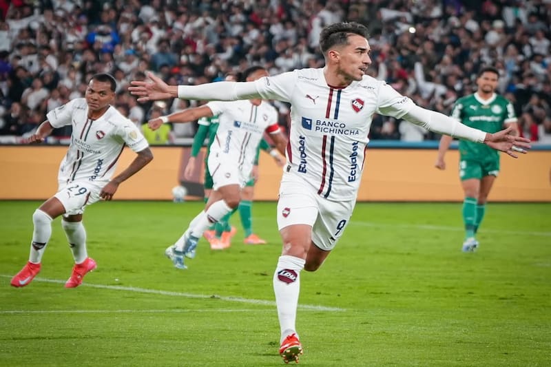 Fiesta en Quito: la Liga Deportiva Universitaria venció por 3-0 a Palmeiras y está muy carca de la final del torneo. Foto: @ldu_oficial en Instagram.