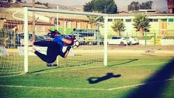 El formado en la UC que se debate entre seguir en el fútbol o retirarse para trabajar en la minería