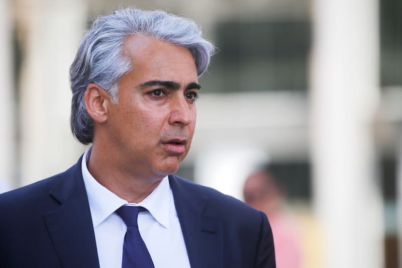 Quiere contruirle un estadio para la U.