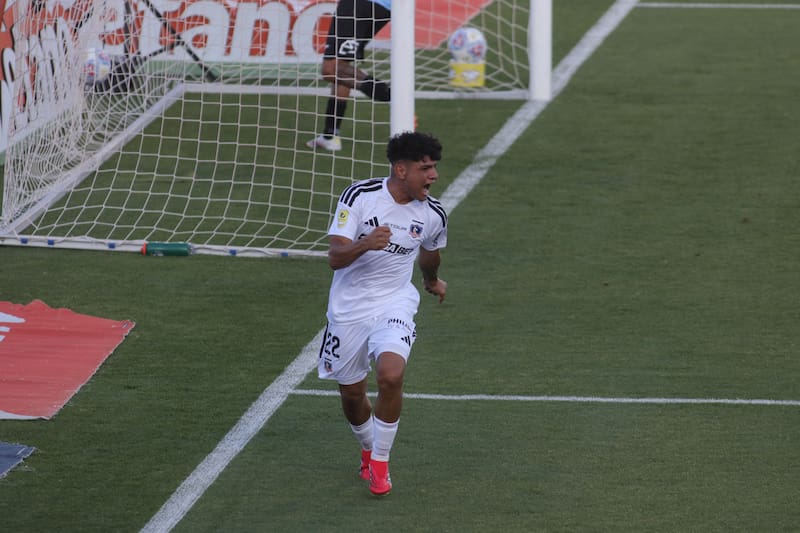 El volante en Colo Colo. Foto: Agencia Aton.