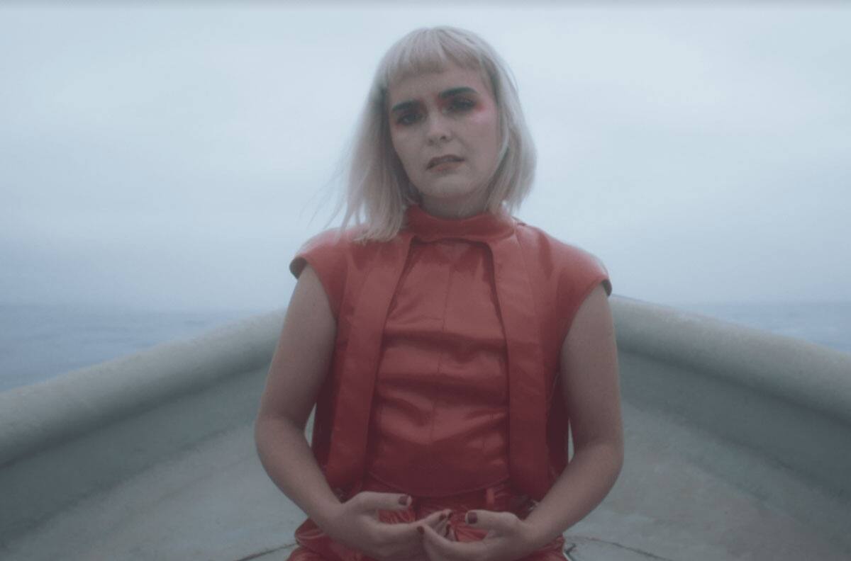 "Hice a mi amor llorar": Camila Moreno presenta el video de su canción más triste