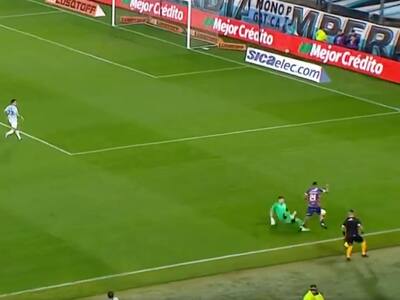 Gabriel Arias y el blooper que condenó a Racing en la derrota ante Unión de Santa Fe