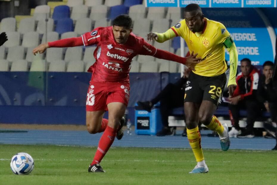 Nicolás Zalazar es opción para la defensa de Ñublense. Foto: Aton.
