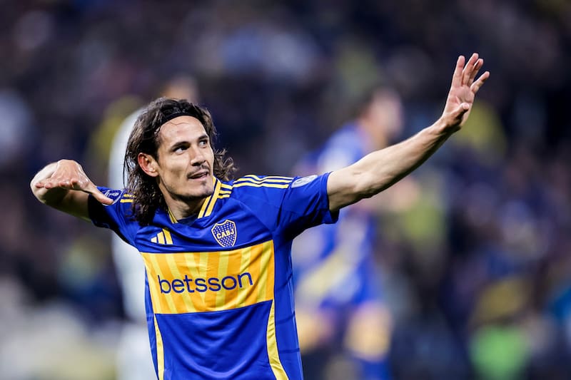 El veterano uruguayo estará fuera, pero junto a los demás lesionados, apunta a volver en el debut de Boca con Riestra.