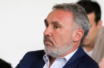 De aquí saldría el DT: los candidatos que Espina presentará a la dirigencia de Colo-Colo