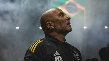Sorpresa total: Jorge Sampaoli se lleva a un nuevo chileno al Atlético Mineiro de Iván Román para 2026