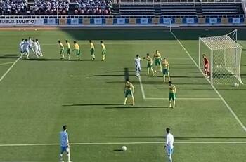 VIDEO | ¿La peor jugada de pizarrón de la historia? Un bodrio que postula a blooper del año