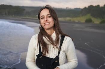 Juanita Ringeling disfruta del último picnic del año con su hijo con Matías Assler