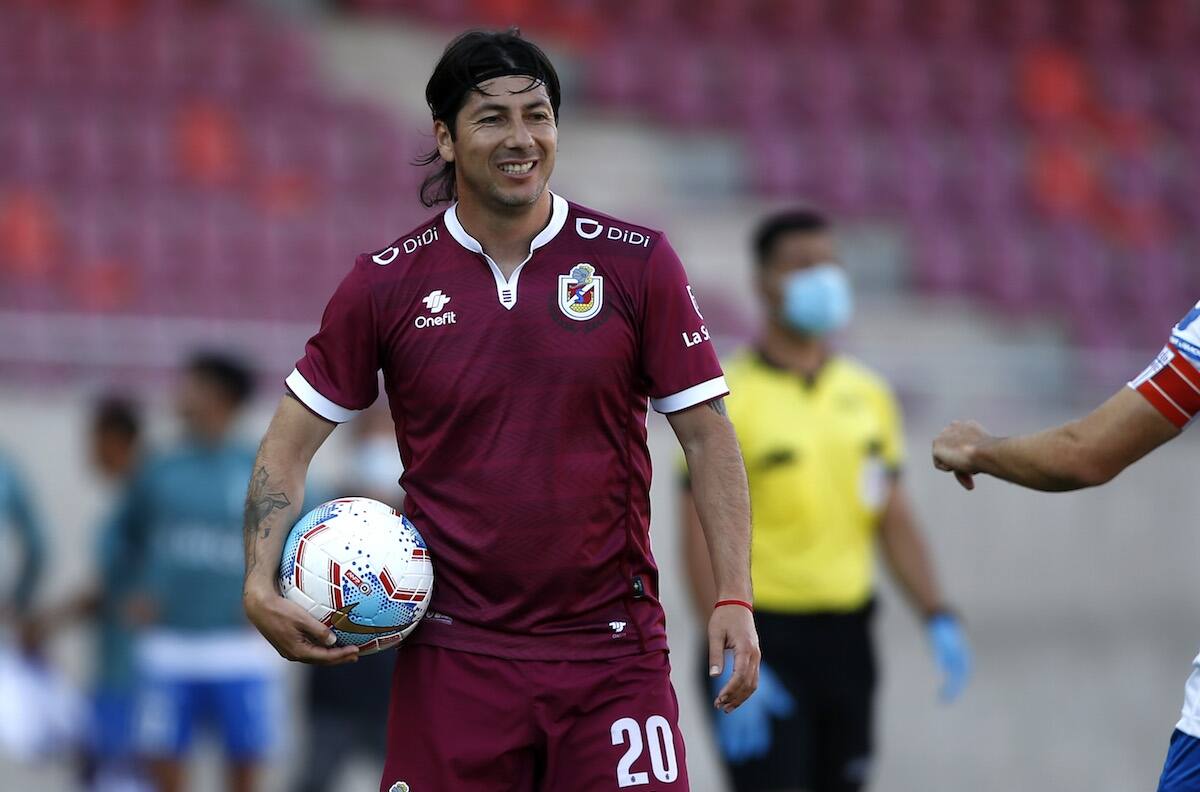 "Cuando soñaba": Jaime Valdés le hizo un guiño a Colo Colo en redes sociales