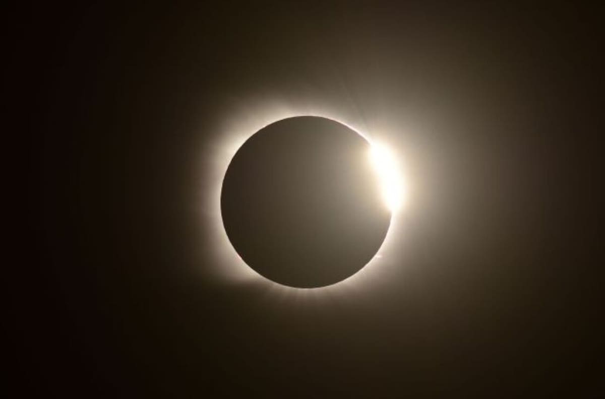 Eclipses, Superlunas y cometas: Revisas los espectaculares eventos astronómicos que se vienen el 2022