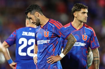 No pudo seguir: Juan Martín Lucero sale lesionado antes de los 20 minutos y enciende las alarmas en la U