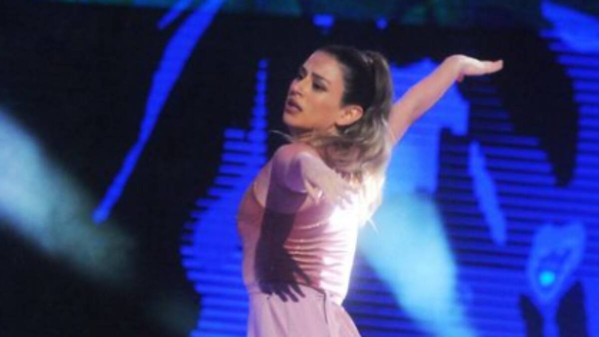 "¿Por qué se ríe de mí?": El detalle del look de Karla Melo en Creamfields 2022 que sacó risas entre sus amigas