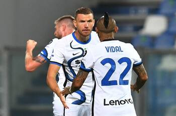 Edin Dzeko reveló particular arenga que le dio a Arturo Vidal antes de ingresar en triunfo de Inter